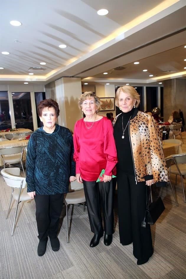 Patricia Hauser, Elsy de Gutiérrez y Teresa Blancq-Cazaux de Gómez Junco