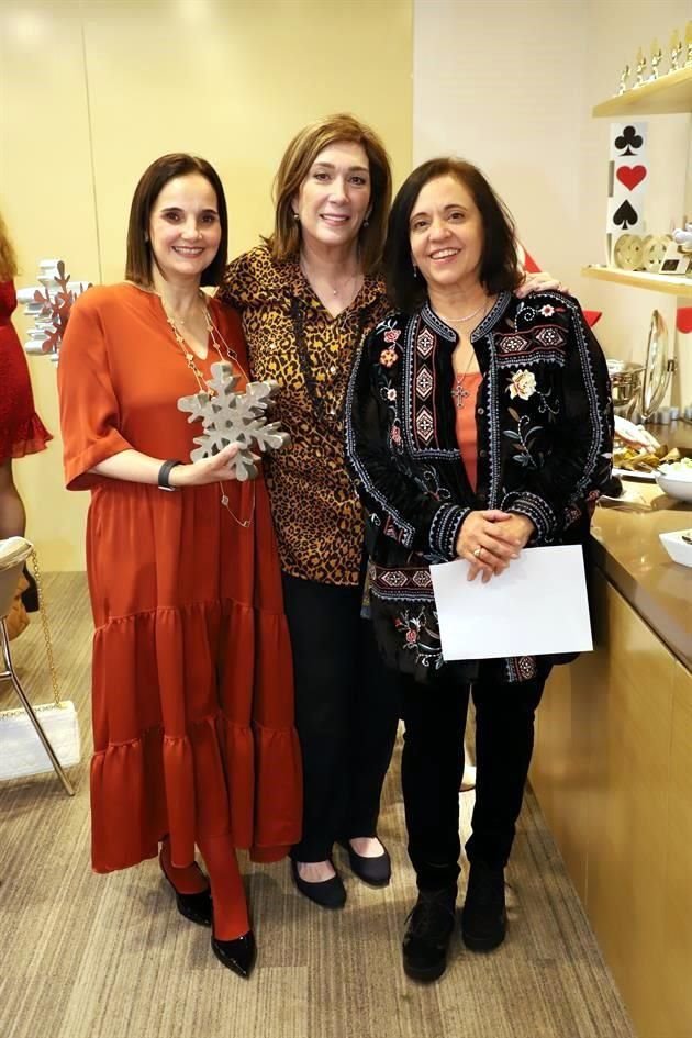 Gabriela Fernández, Magda Alicia Sojo y Paty Cantú