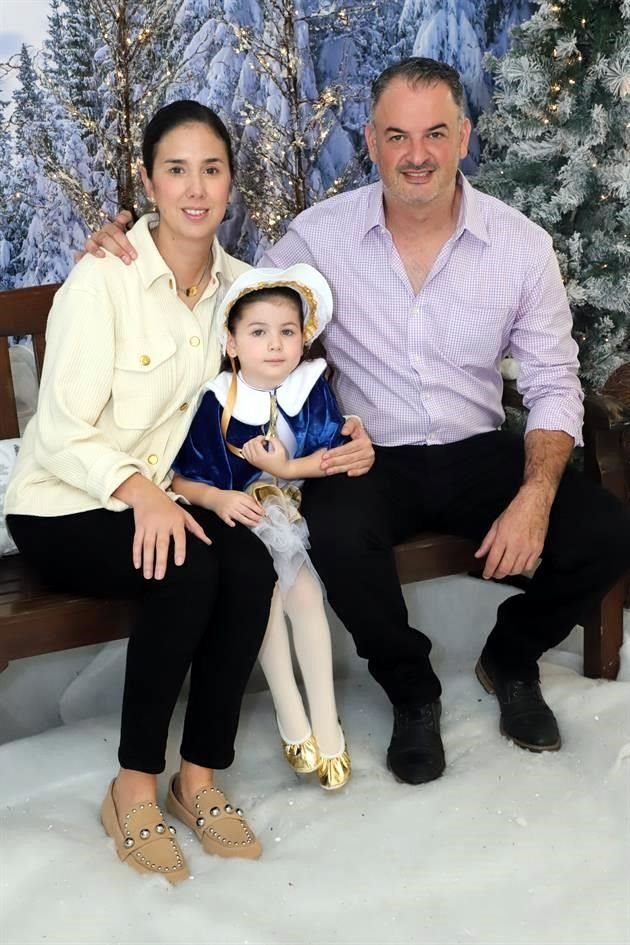 Priscila Ramos, Camila Manrique y José Manrique