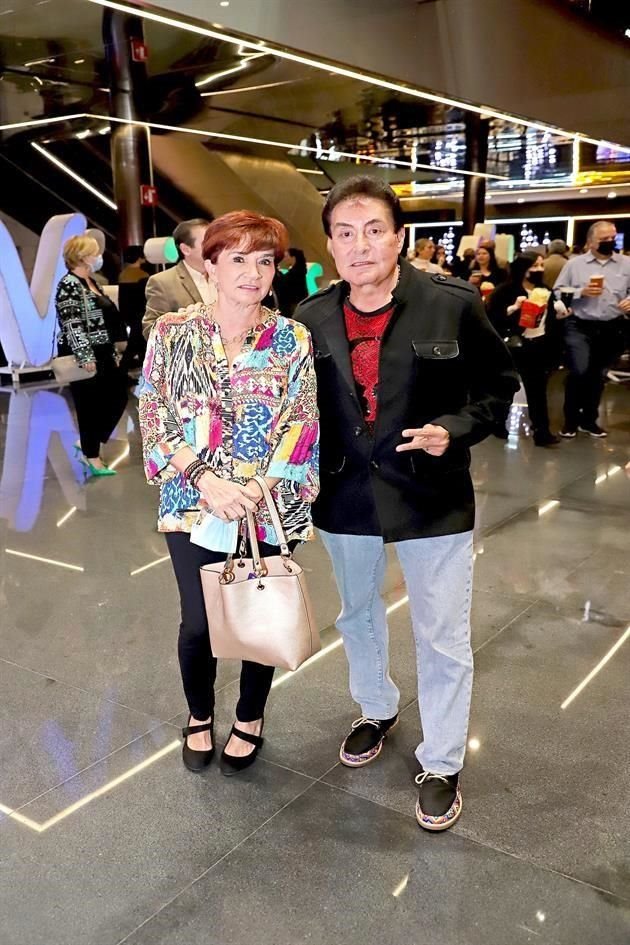 Irma Reyes de Sáenz y Horacio Sáenz