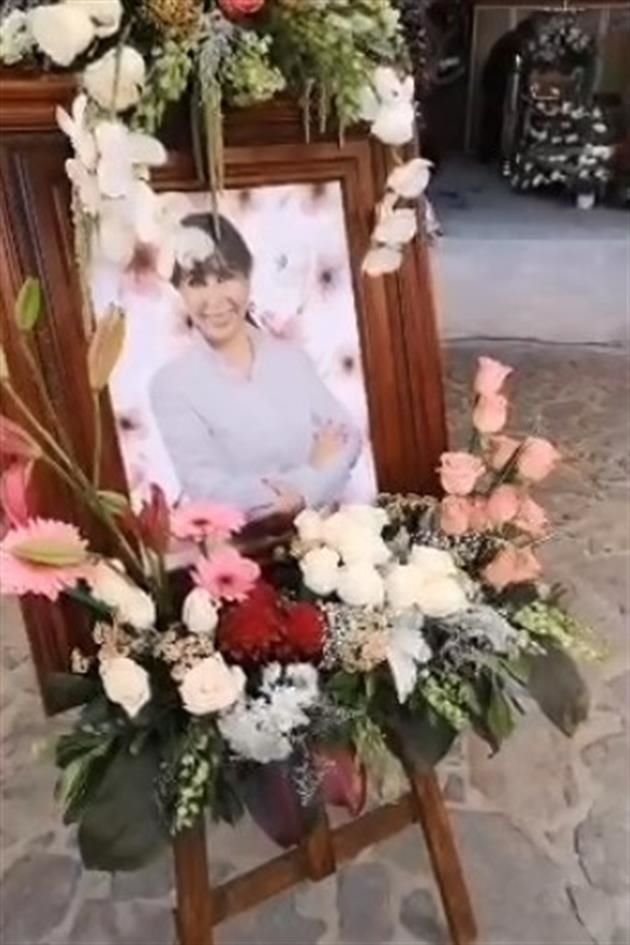 'A mi madre no le hubiera gustado que su muerte pase desapercibida en sus corazones', dijo la hija de la candidata fallecida