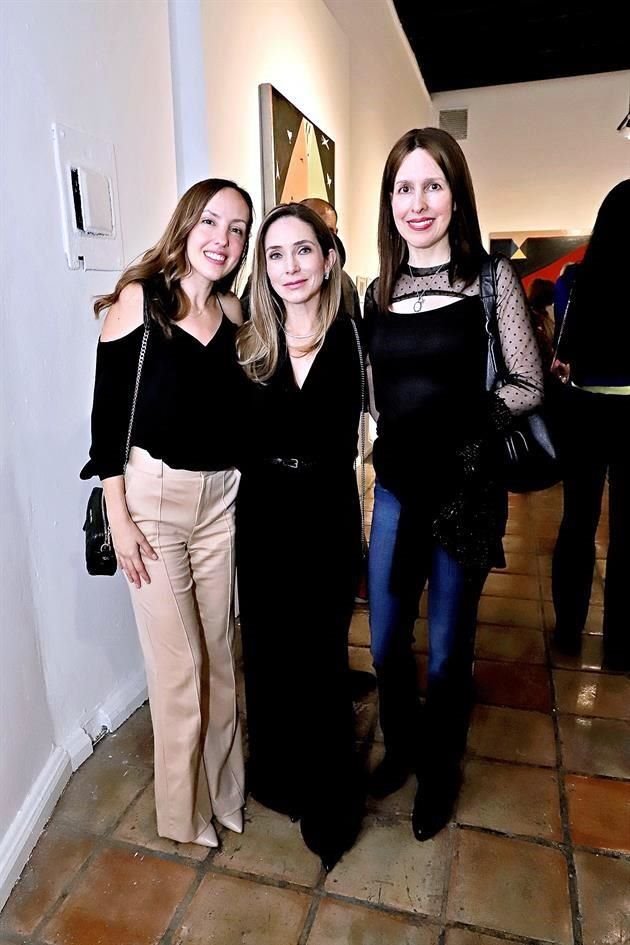 Marcela Caballero, Karla Tapia y Karla Gracida de Ruiz