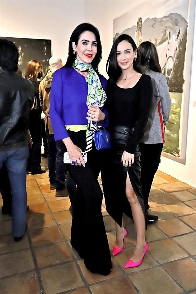 Martha Martínez de Ruiz y Charito Ruiz de Vargas