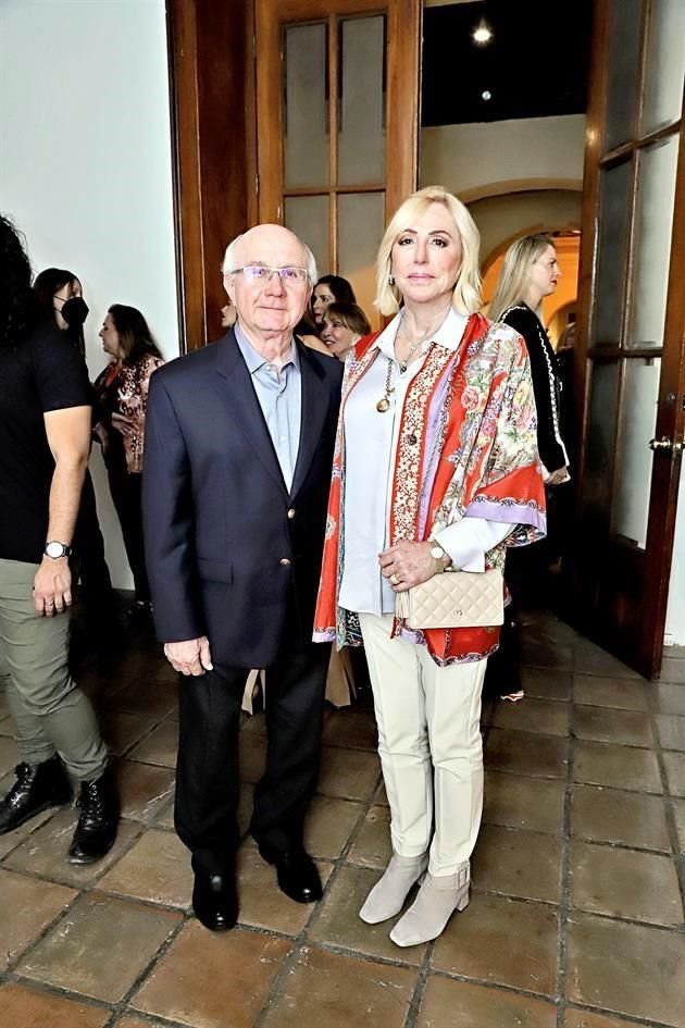 José Gerardo Elizondo y Sulamit Villarreal de Elizondo