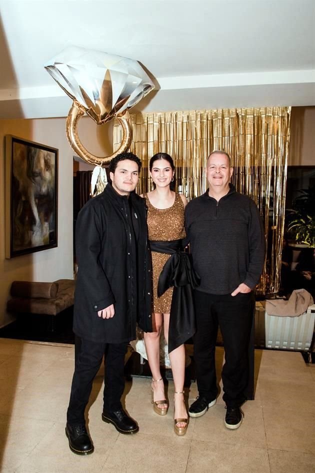 Marcelo Valdés, Ángela Valdés y Francisco Valdés Argüelles