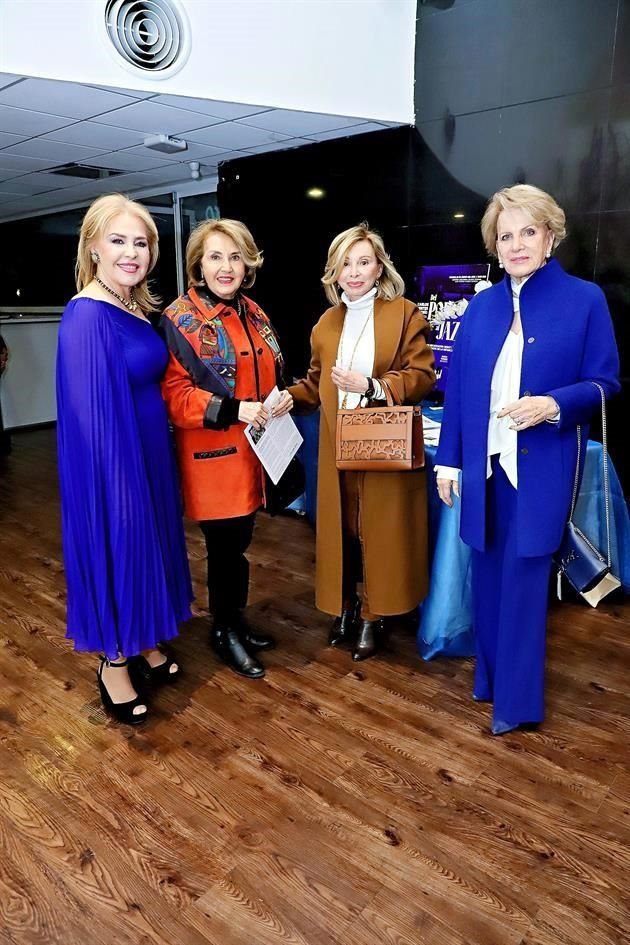 Cristina Sada Salinas, Lolina Treviño de Maldonado, Anita Montes de Oca de Zablah y Teresa Blancq Cazaux de Gómez Junco