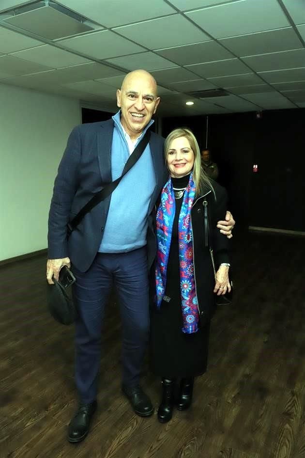 Roberto Sánchez Vaca y Tita Sánchez Vaca