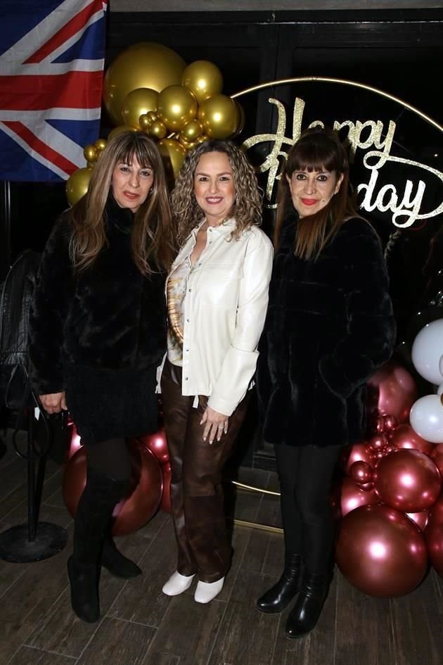 Elsa Rueda, Alicia Avendaño y Gricelda Rueda