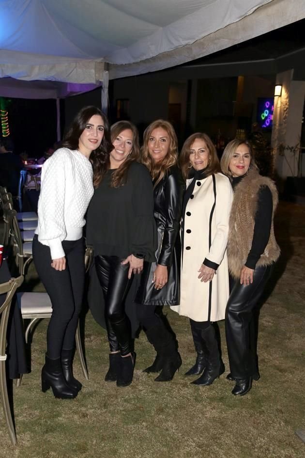 Alejandra Elizondo, Laurie Vásquez, Angélica Montemayor, Angélica García y Mónica Moreira