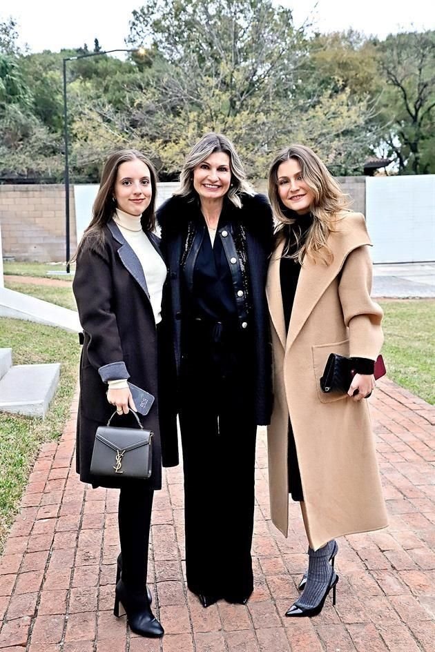 Mavy Zambrano, Clarissa de Garza y Clarissa Garza