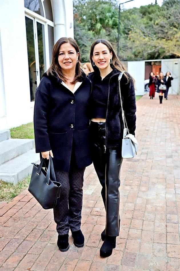 Maru Garza y Paola Garza