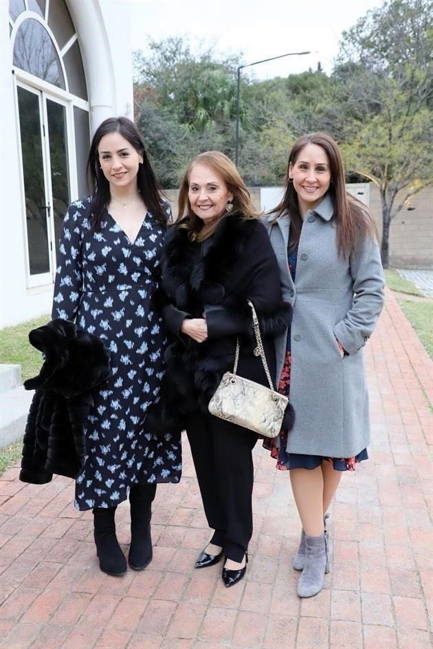 Katy Díaz, Carmen Garza de Díaz y Ana Lorena Díaz de Barrera