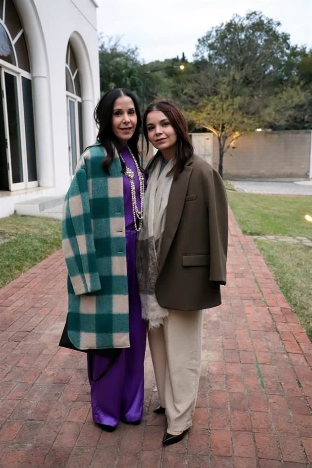 Cristina de León y María Garza de León