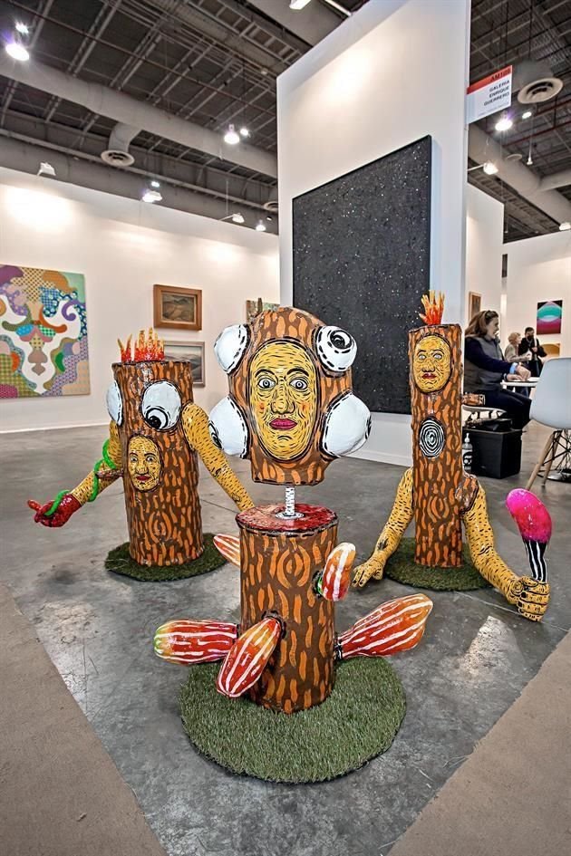 Obras expuestas en ZsONA MACO, una de las ferias de arte contemporáneo más importantes de Latinoamérica.