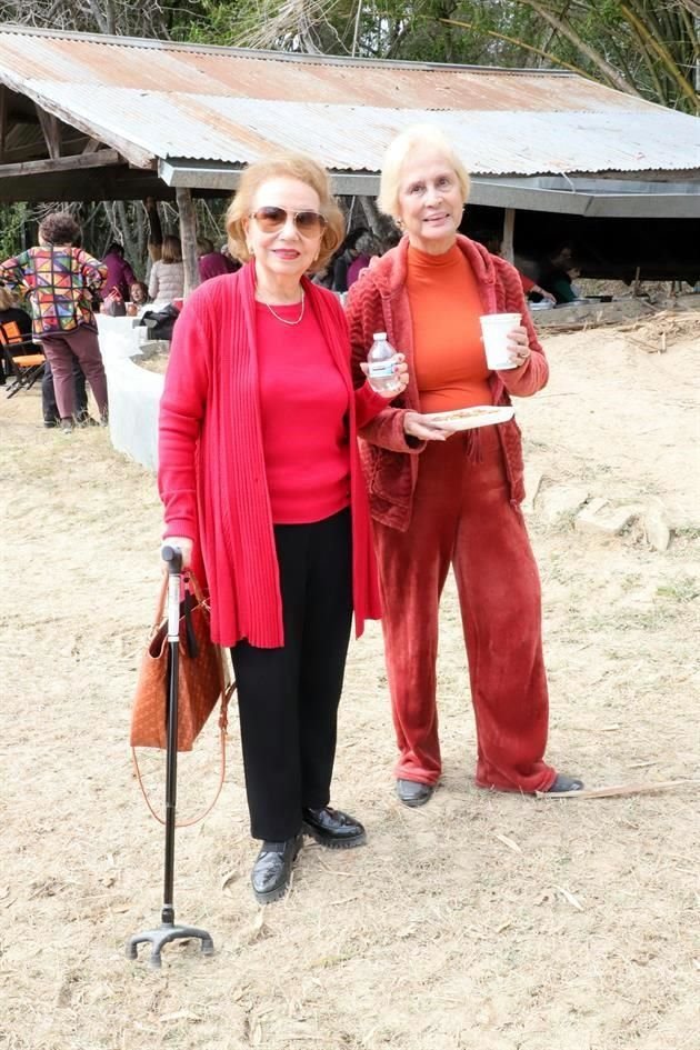 Mágala Mouret de Fidalgo y Marilú Rodríguez de Levy