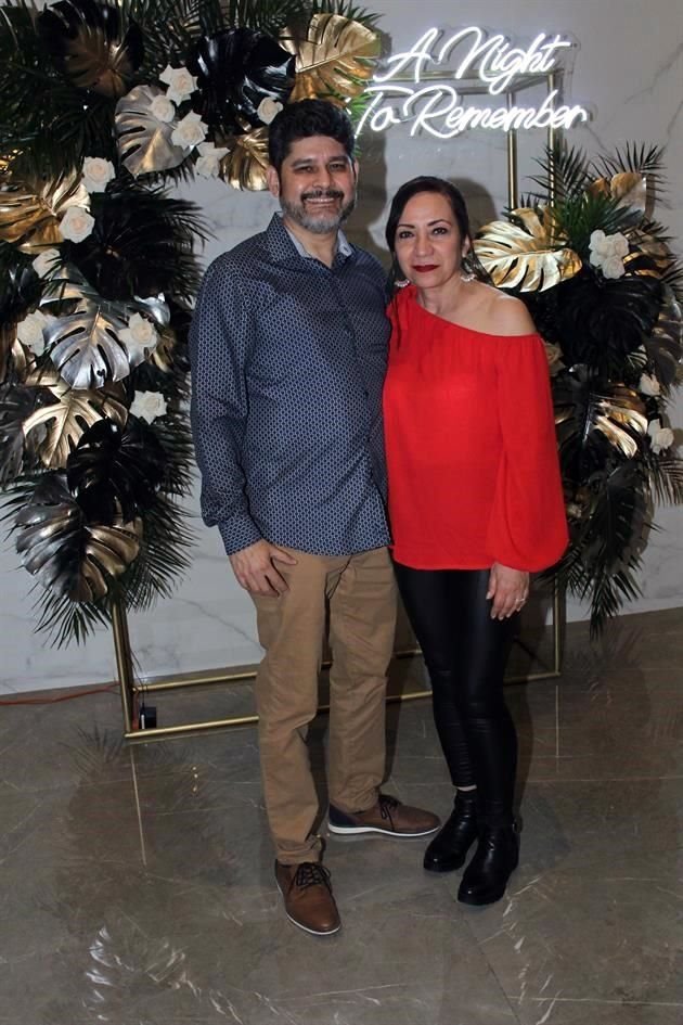 Alberto Cardoza y Alejandra de Cardoza