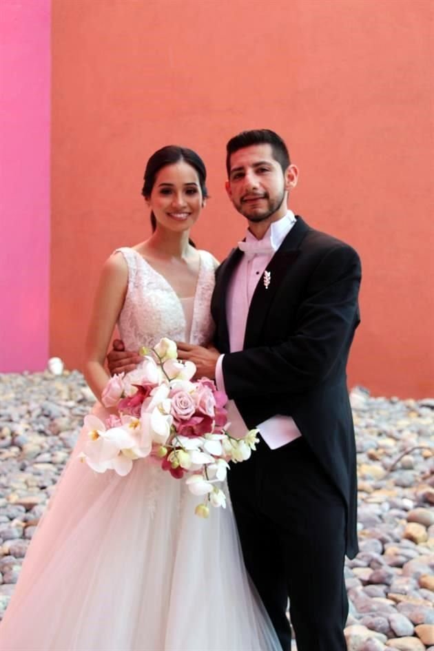 Daniela Flores González y José Garza Uresti