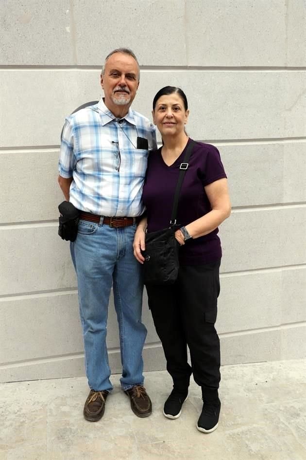 Francisco García y Nora Montemayor de García