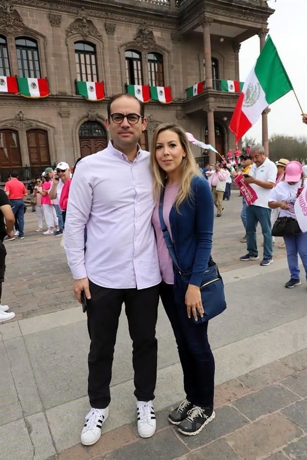 Gerardo Garza Zambrano y Bárbara Duarte de Garza