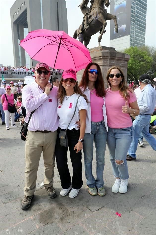 Javier de la Garza, Pilar Sánchez, Marcela Hayek y Marilú Hayek de Richo