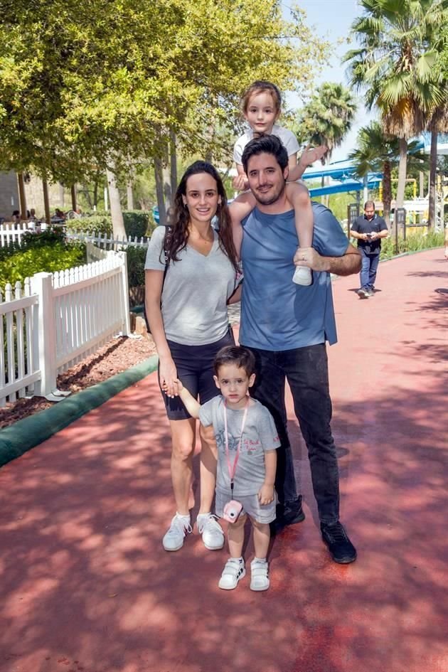 Melina Alvarez, Sofia Garza, Adrian Garza, Marcelo Garza