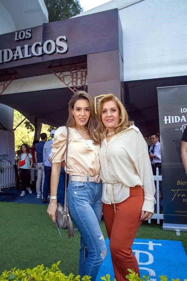Anny Corona y Lety Cavazos