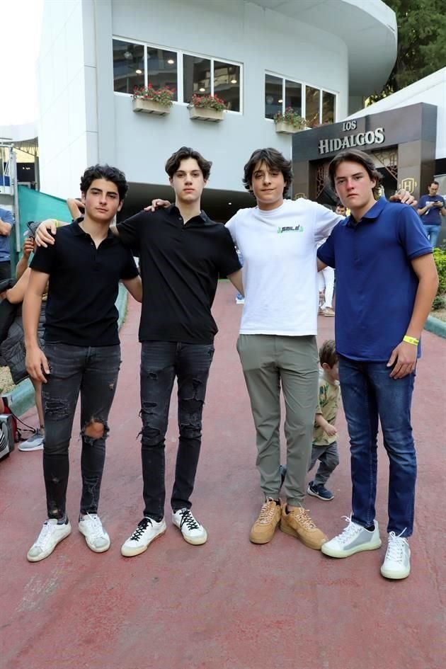 Alfredo Kaun, Federico Lozano, Santiago Guerra y Luis Casares