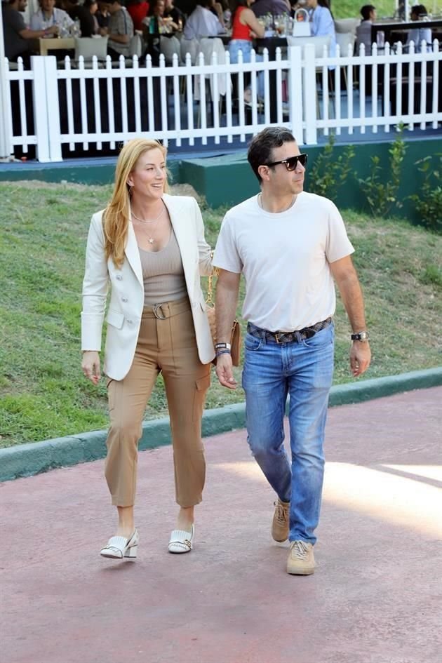 María Garza de Estrada y Gonzalo Estrada
