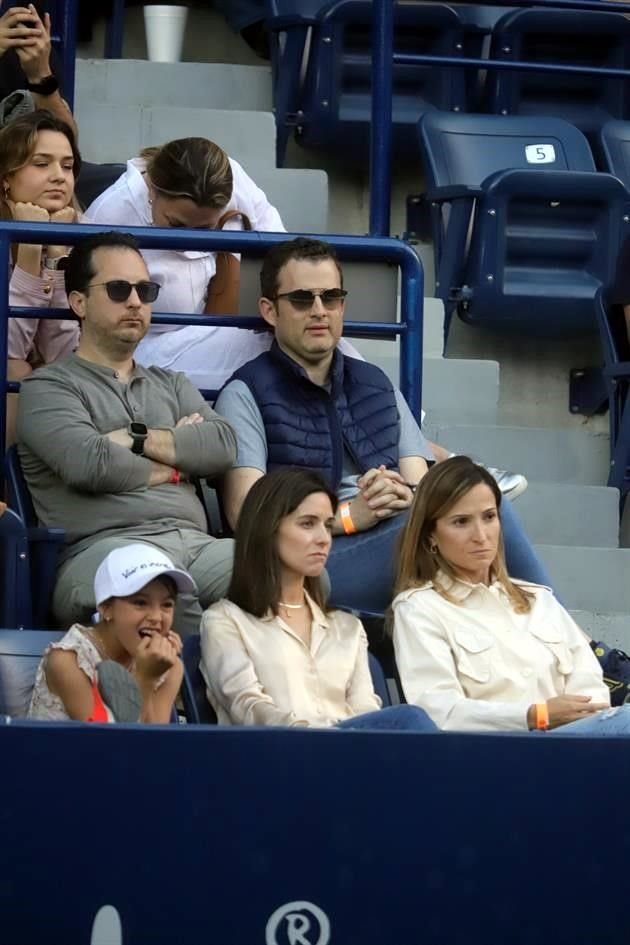 Dionisio Garza, Anton Fernández, Lavinia Olivares y Paulina Escamilla