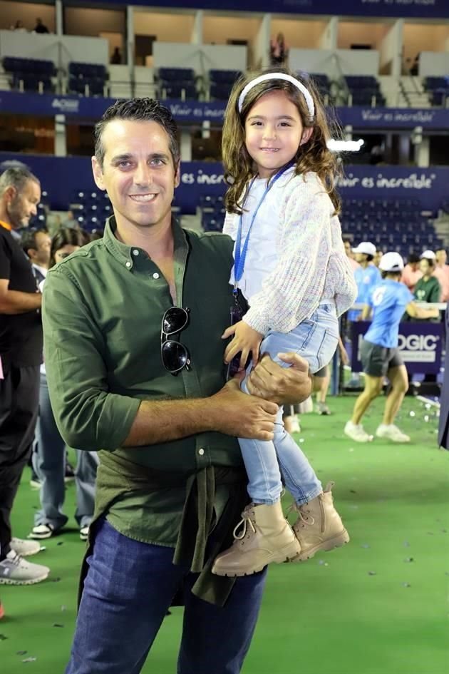 Gonzalo Martínez y Greta Martínez