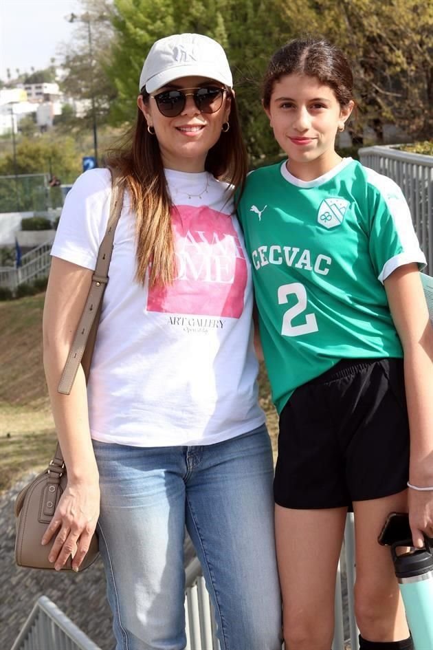 Kenia Montemayor y Victoria Bracamontes