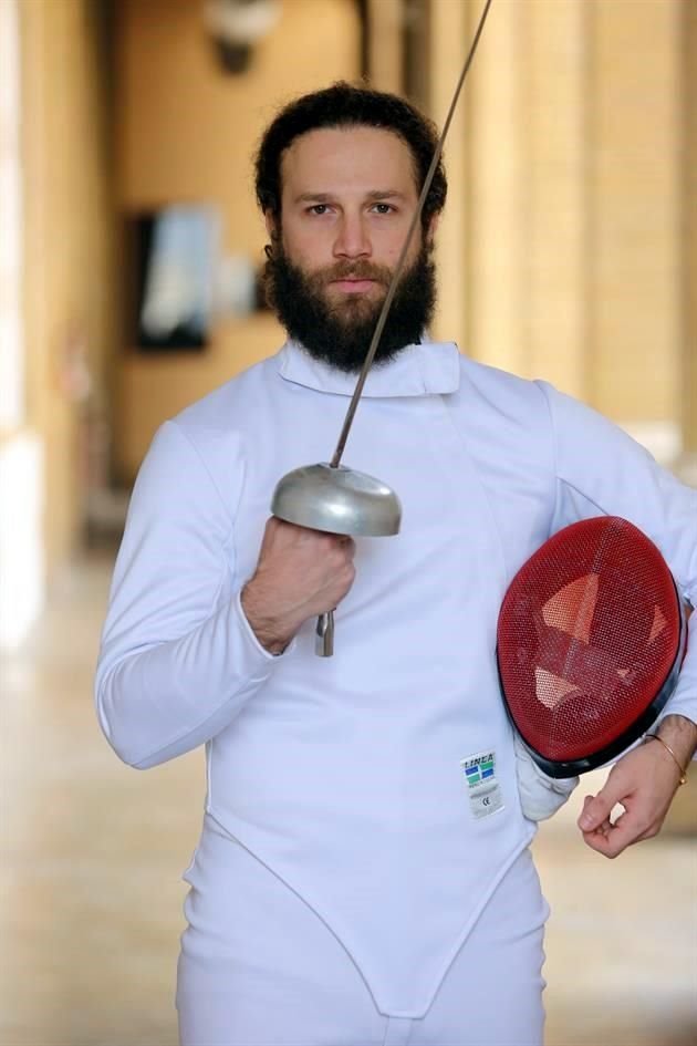 Max Fernández