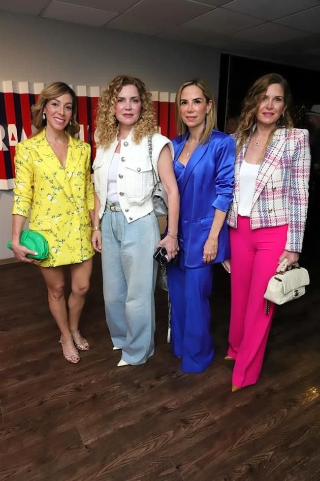 Daniela Garza, Analía Deandar de Vargas, Marcela Lozano de Arcq y Claudia Deandar de Montemayor