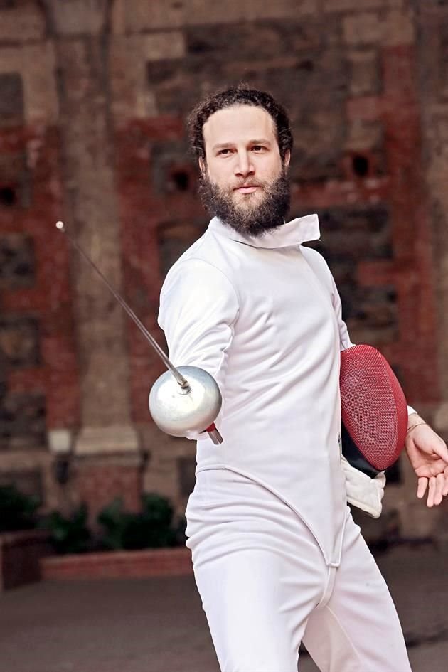 Max Fernández