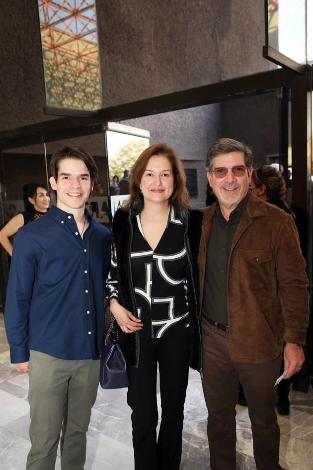 Diego de la Garza, Rosalva Cantú de De la Garza y Gustavo de la Garza Flores