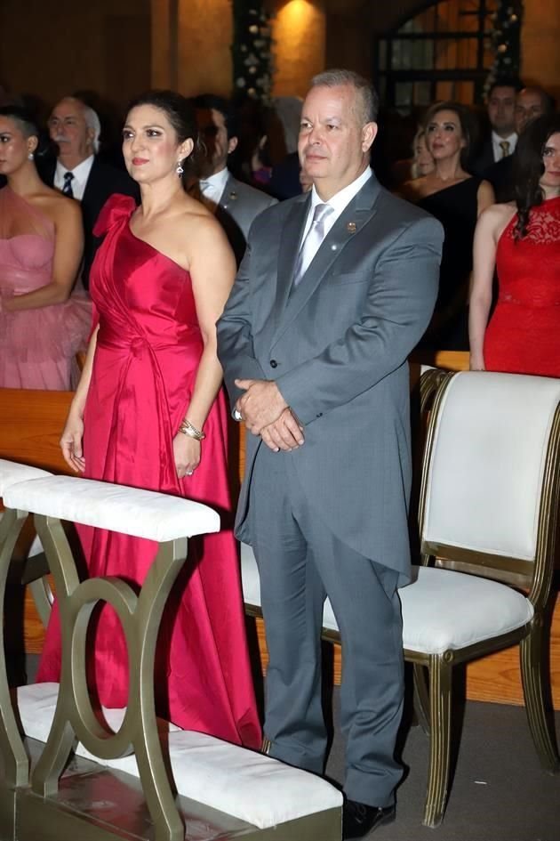 Morena de la Garza de Valdés y Francisco Valdés