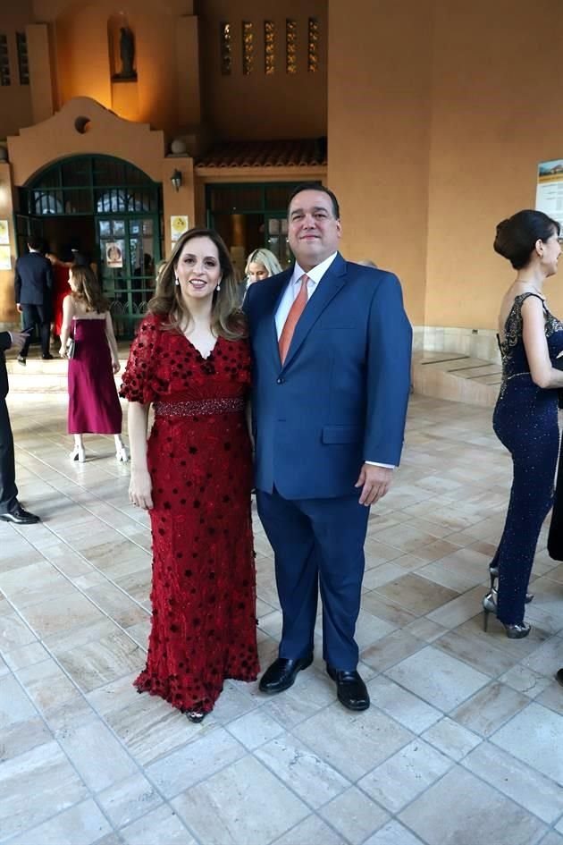 Vero Valdés y Lalo Alanís