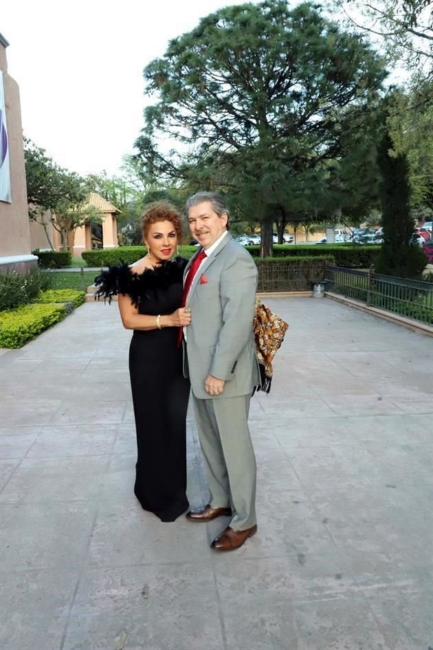 Patricia Cortés y Carlos Hinojosa