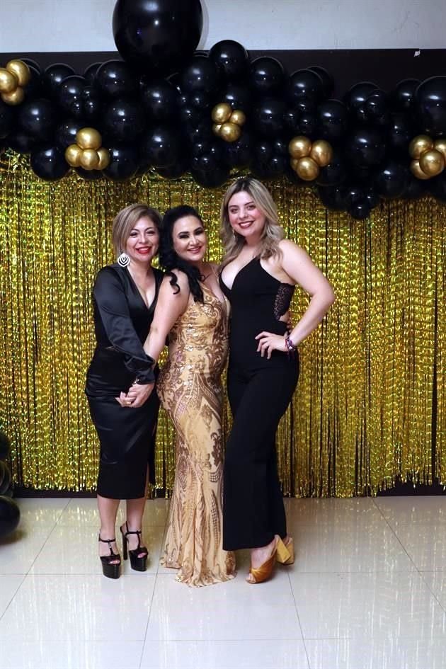 Yolis Langarica, Magda Ochoa y Yolanda Faz