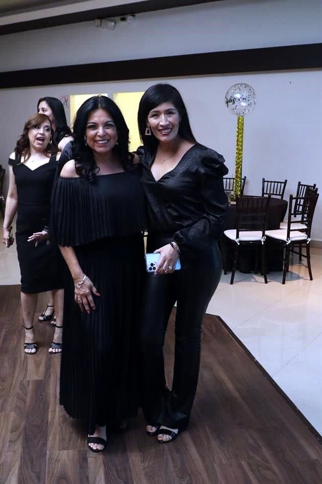 Ofelia Galván de De la Garza y Brez Hernández
