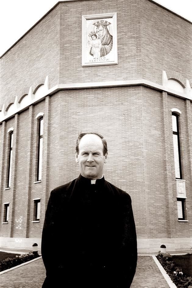 Padre Peter Coates, L.C.