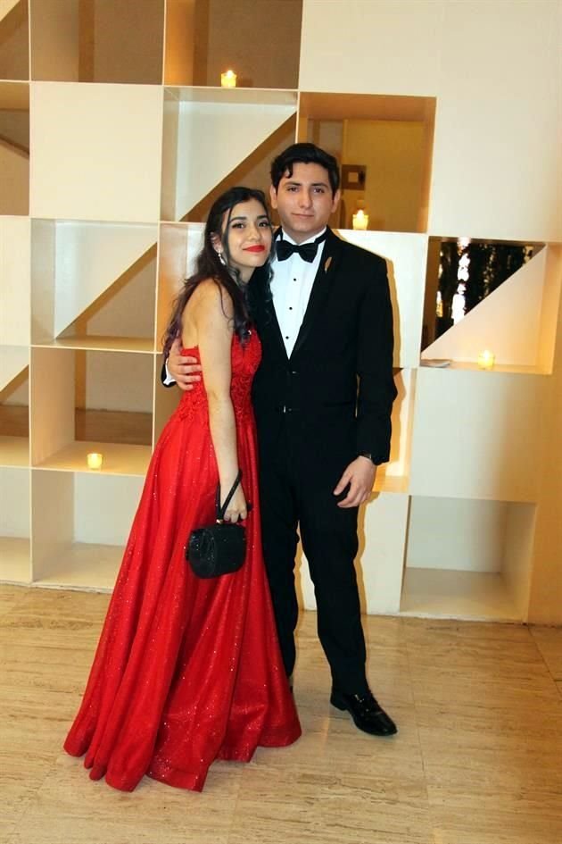 Estefany Garza y Hugo Garza
