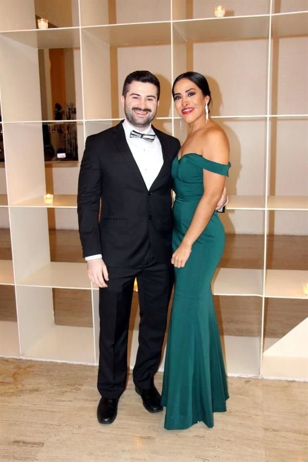 Luis Fernando Buenfil y Ana Karen Serrato
