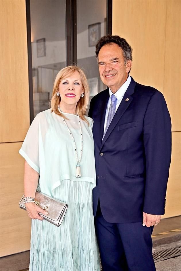 Patricia Rodríguez de Marcos y Juan Marcos