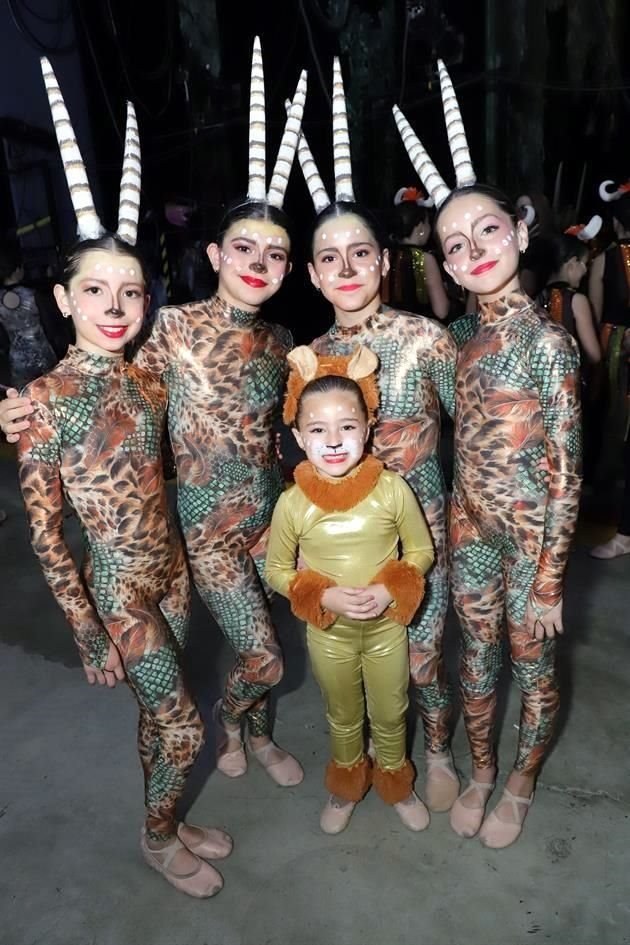 Alana Franco, Ana Sofía Ortega, Victoria Almaguer, Ariana Treviño y Ciena Maldonado