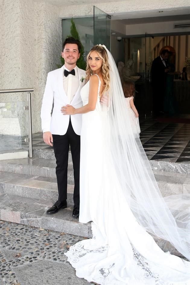 Alberto Moreno Amero y Chabe Andonie González