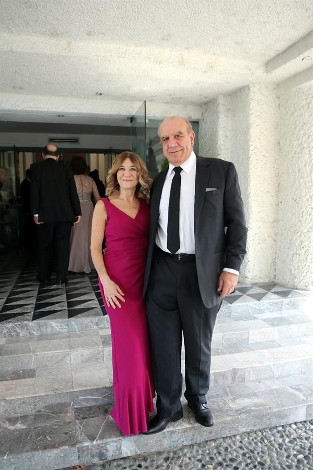 Lourdes Giacomán de Náder y Jesús Nader