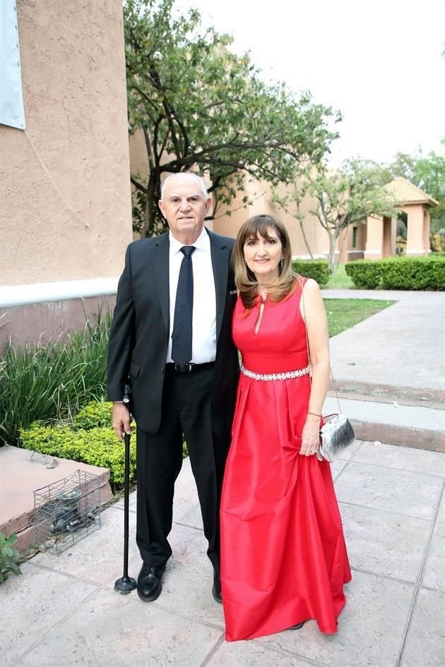Roberto Arturo Rodríguez Serna y Martha García de Rodríguez
