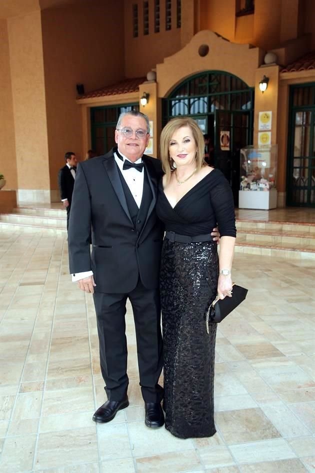 Francisco Serna e Irma Treviño