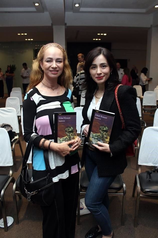 Nancy Yepez y Norma Caballero